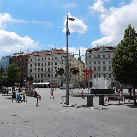 Downtown Behounska *